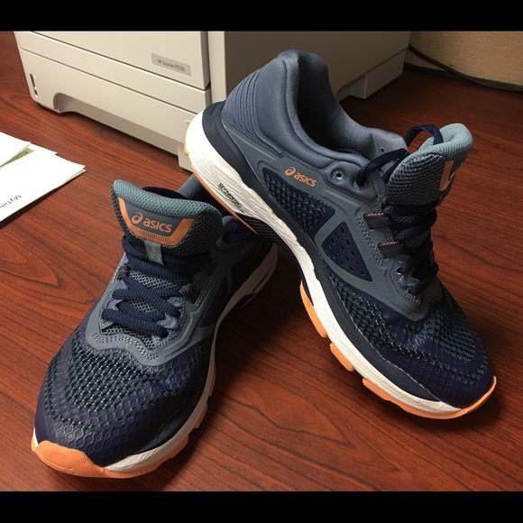 Asics GT-2000 6 (new) - Picture 2 of 5